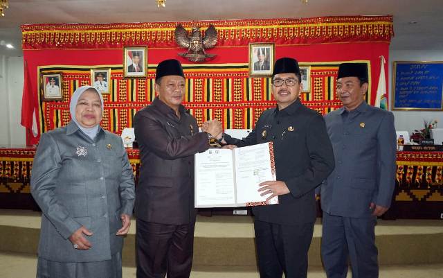 DPRD Lamsel Gelar Paripurna Raperda APBD Perubahan 2019