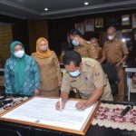 Pemkab Lamteng Lakukan Penandatanganan Komitmen Bersama Penetapan Desa Ramah Perempuan dan Peduli Anak