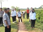 Bupati Lamtim Tinjau Tanggul Penyangga, hilang kan konflik gajah manusia